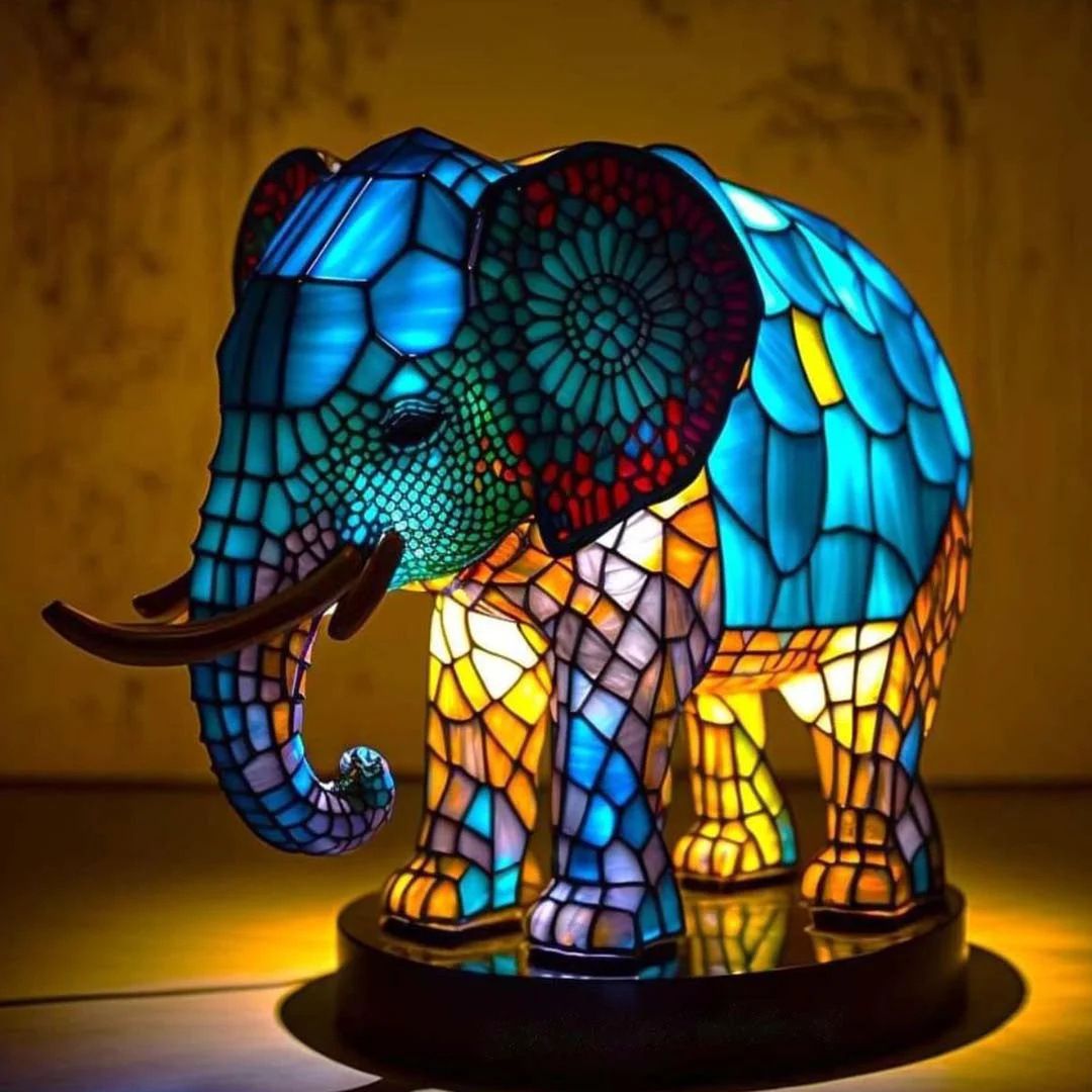 Nouno – Magische olifantenlamp gemaakt van gekleurd glas