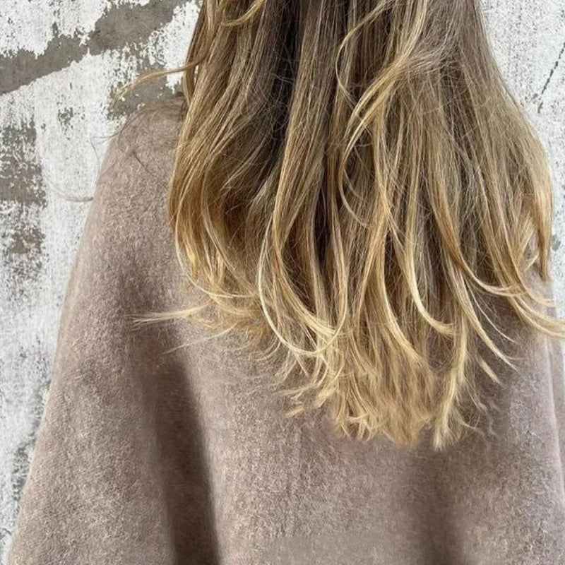 Liesbeth™ | Kort Jack met Elegante Uitlopende Mouwen
